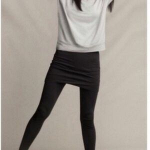 NWOT Cabi M’Leggjngs Black size M